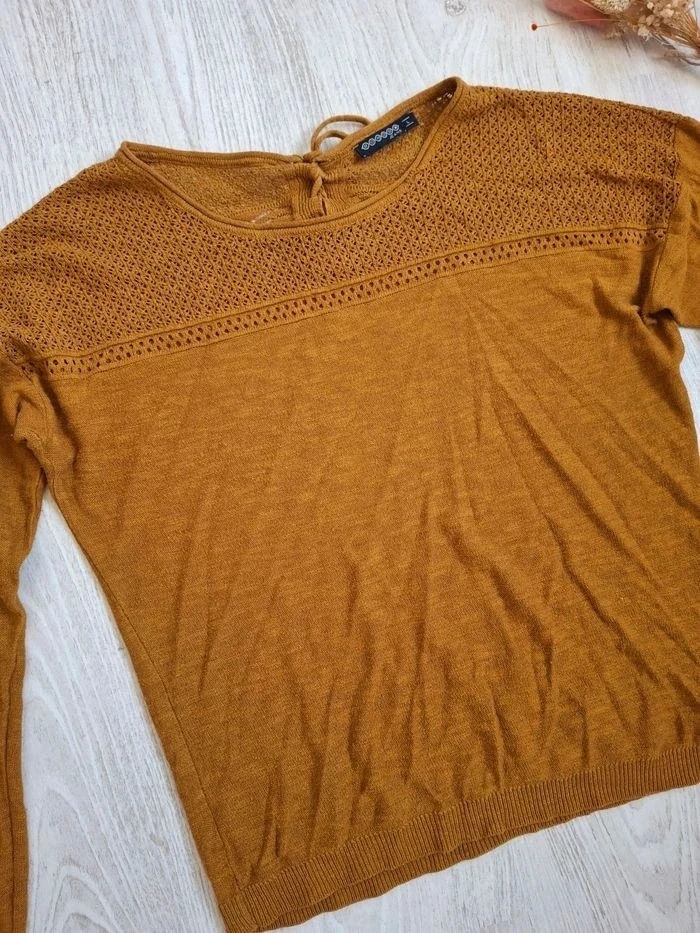 Jersey de mujer color camello con detalles calados Bonobo - Talla L – photo 4